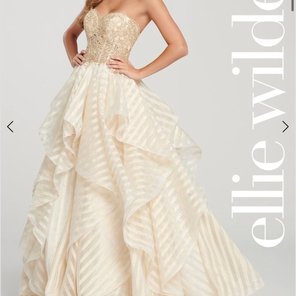 Ellie Wilde Prom dress, size 6